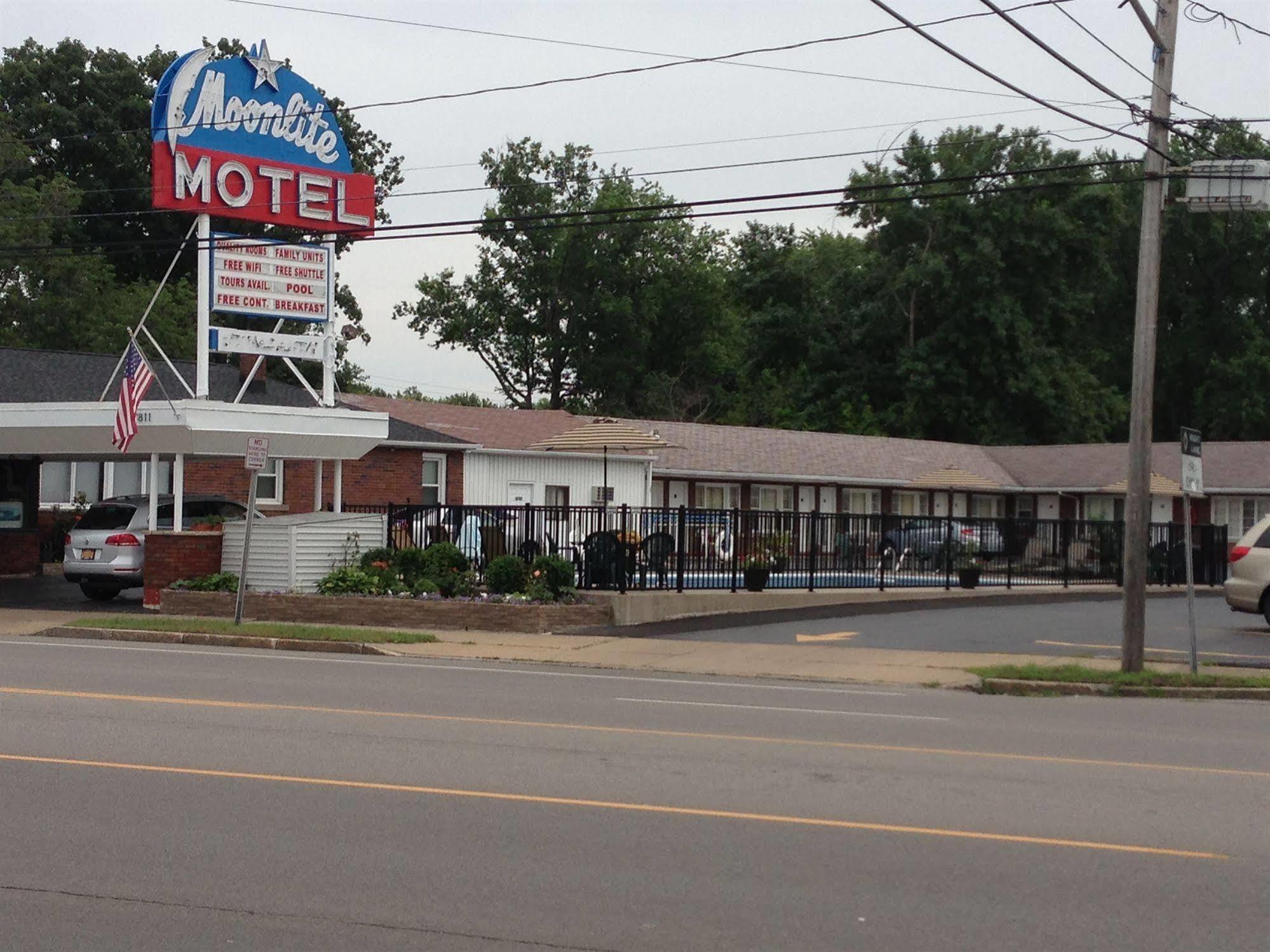 Moonlite Motel Niagara Falls Esterno foto